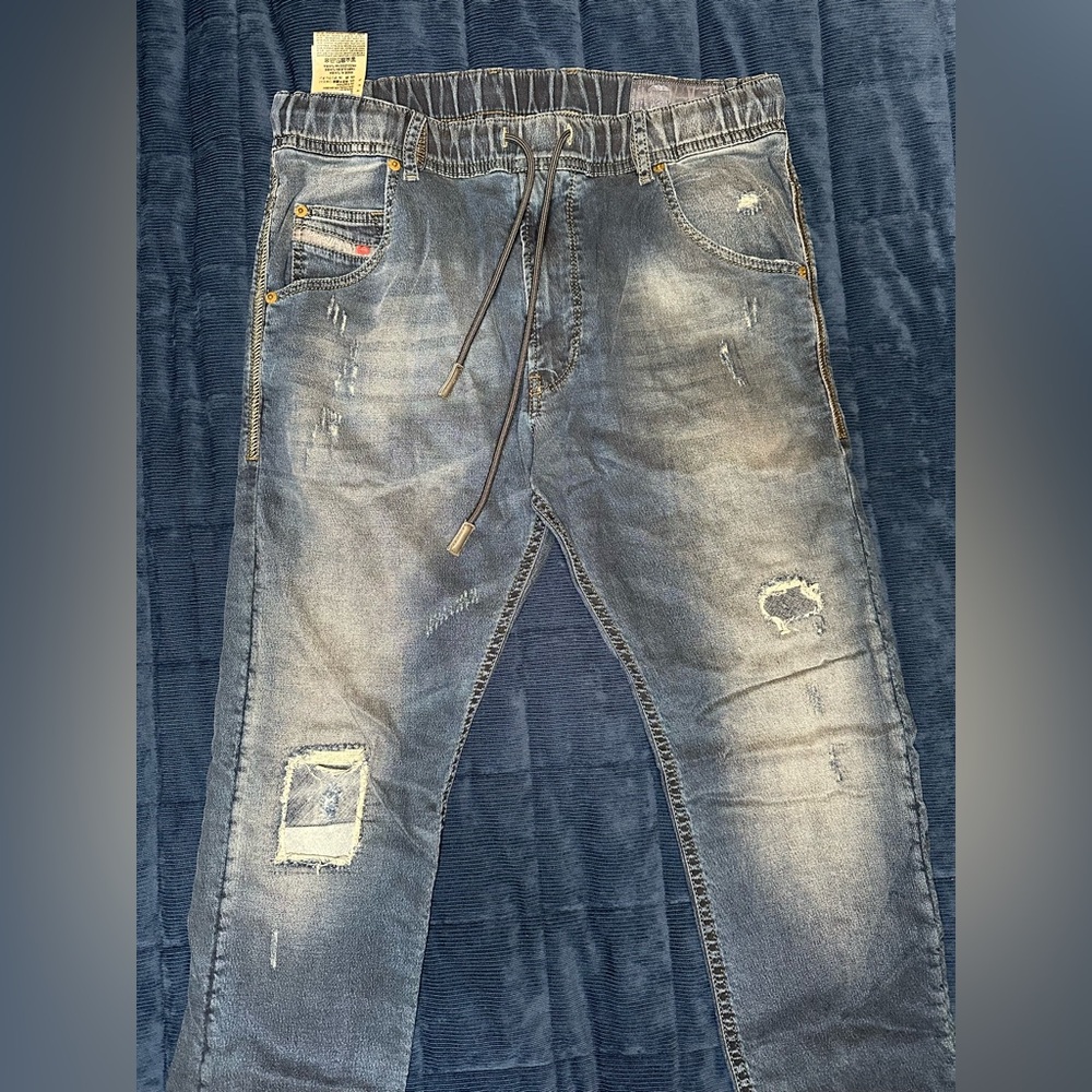 Diesel Men's Jogg jeans Distressed pre owned great condition sz 30 KROOLEY